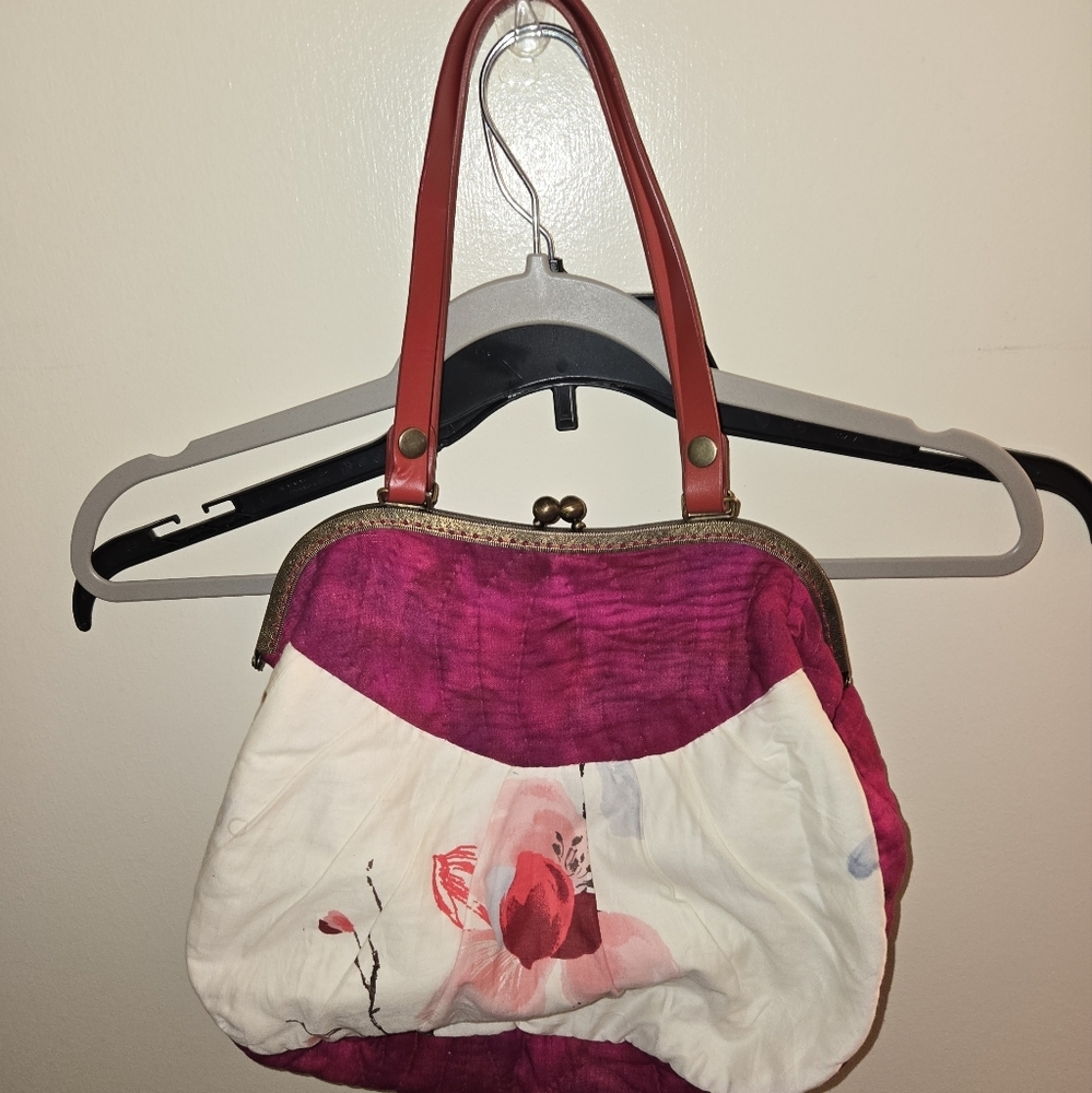 Floral cloth purse 👛